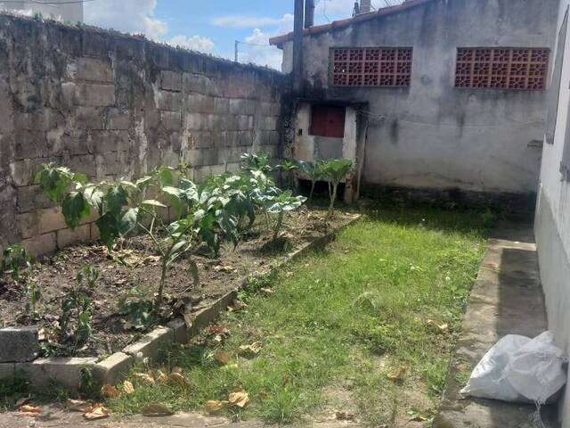 Casa para Venda em Jacareí - 3