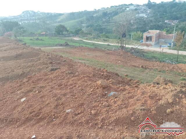 Terreno para Venda em Jacareí - 3