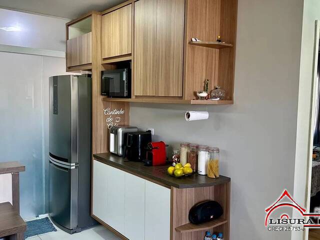 Apartamento para Venda em Jacareí - 3