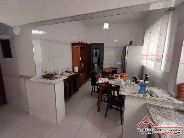 Casa para Venda em Jacareí - 2