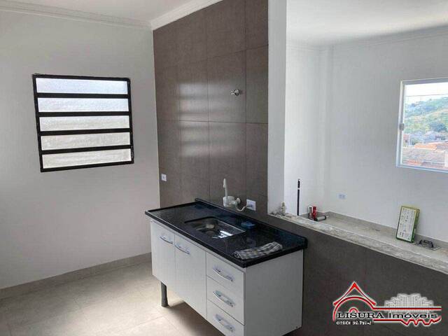 Casa para Venda em Jacareí - 3