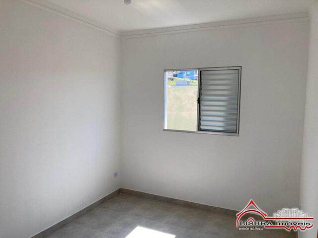 Casa para Venda em Jacareí - 4