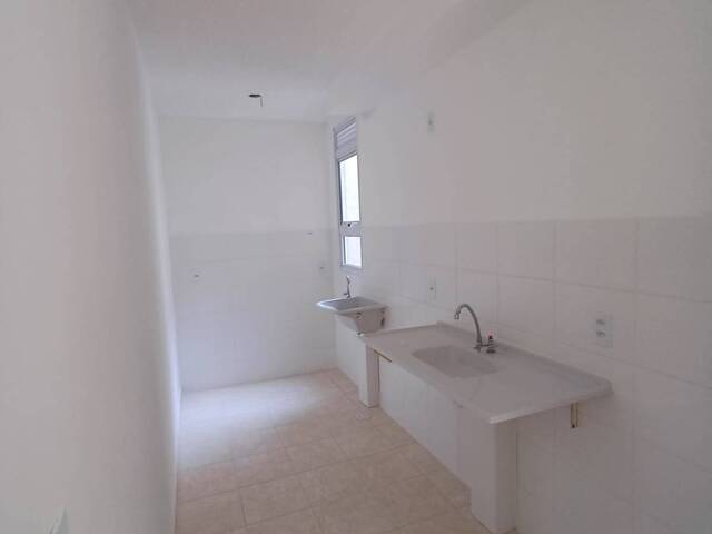 Apartamento para Venda em Jacareí - 4