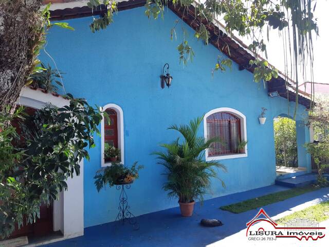 Casa para Venda em Jacareí - 3