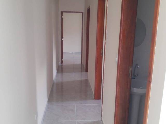 Casa para Venda em Jacareí - 3