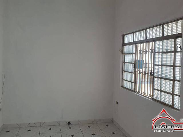 Casa para Venda em Jacareí - 3