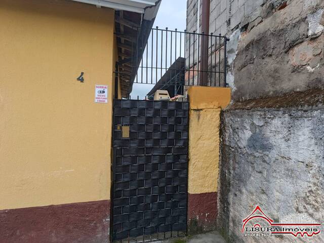 Casa para Venda em Jacareí - 3