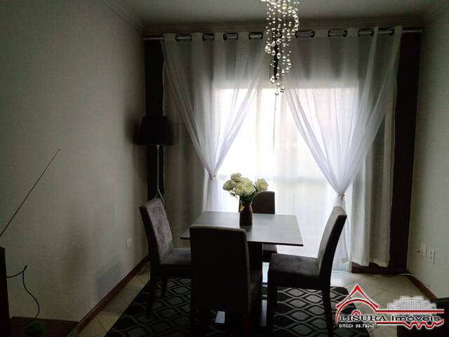 Apartamento para Venda em Jacareí - 2