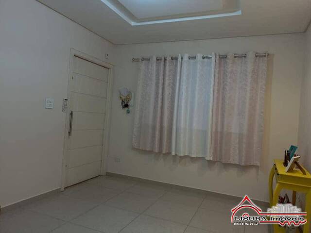 Casa para Venda em Jacareí - 5