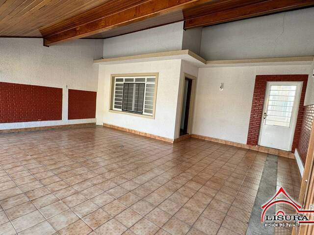 Casa para Venda em Jacareí - 3