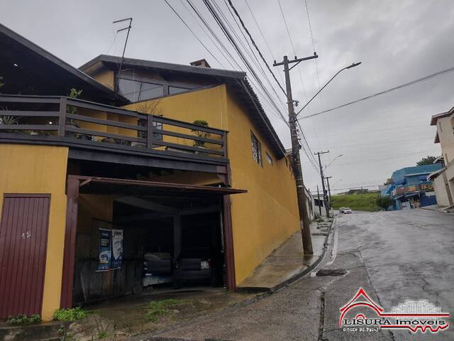 Casa para Venda em Jacareí - 3