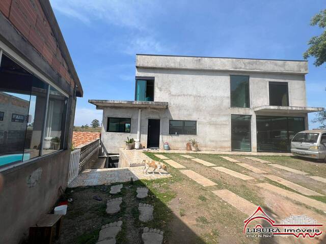 Casa para Venda em Jacareí - 2