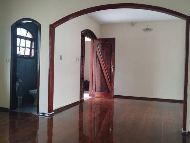 Casa para Locação em Jacareí - 3