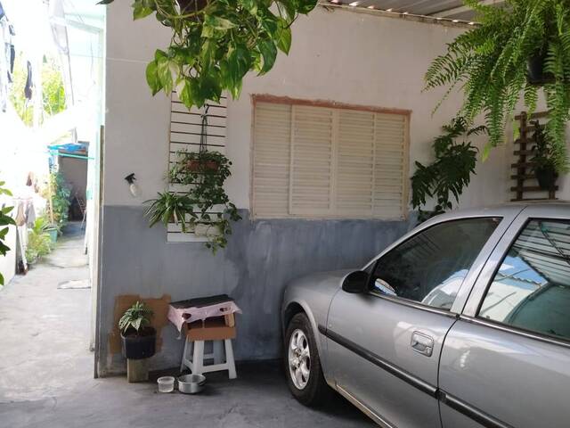 Casa para Venda em Jacareí - 3