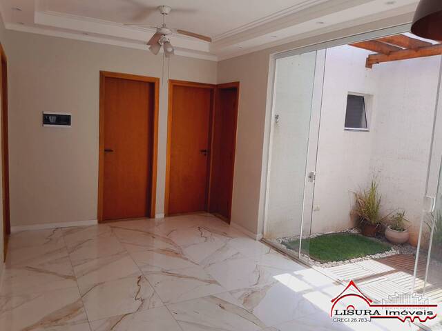 Casa para Venda em Jacareí - 2