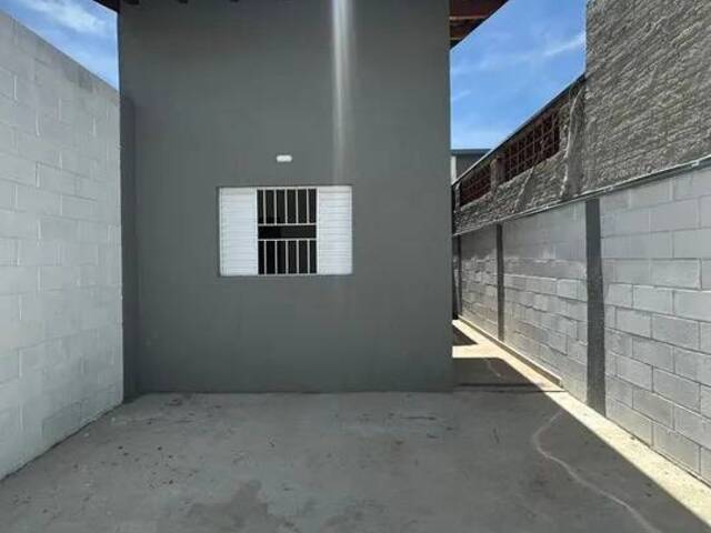 Casa para Venda em Jacareí - 3