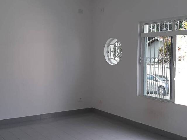 Sala para Locação em Jacareí - 4