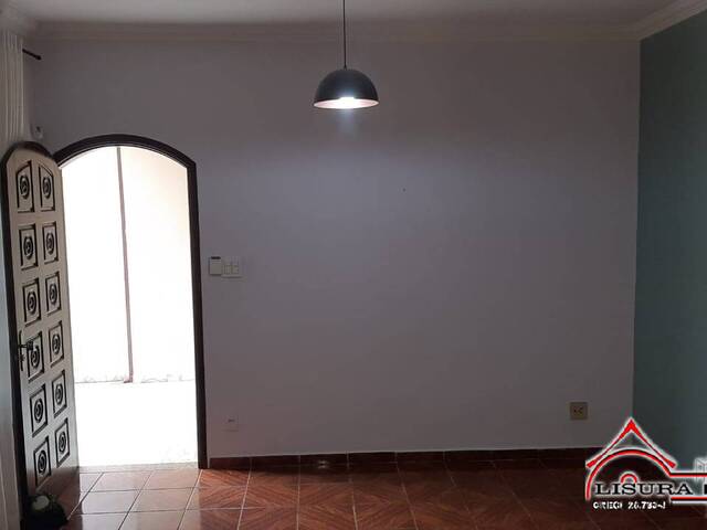 Casa para Venda em Jacareí - 5
