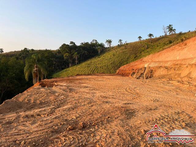 Área para Venda em Guararema - 4