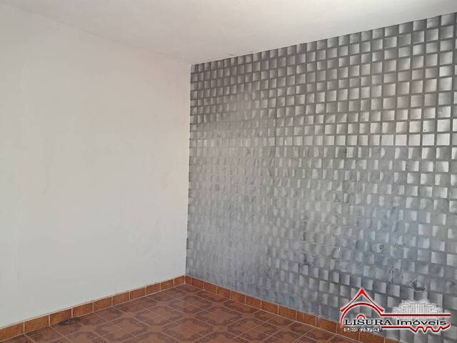 Casa para Venda em Jacareí - 4