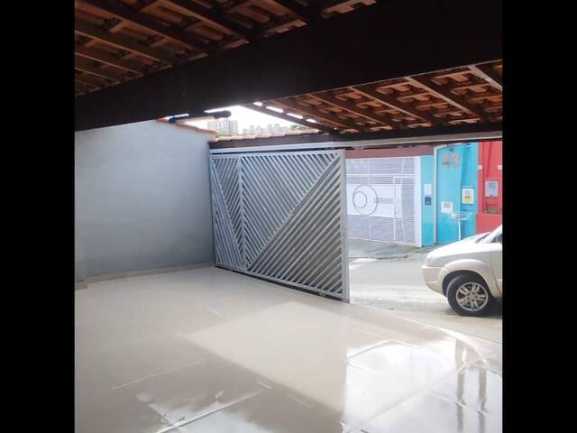 #13630 - Casa para Venda em Jacareí - SP - 1