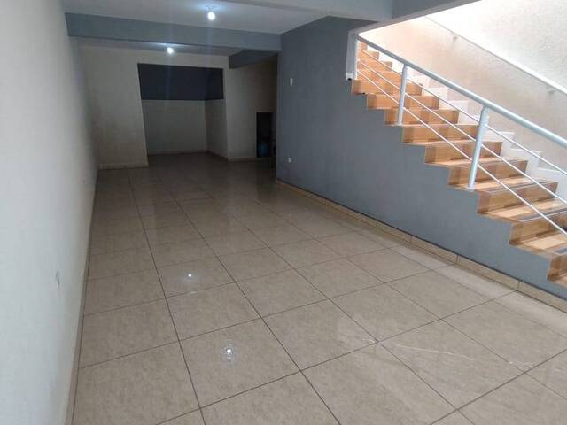Casa para Venda em Jacareí - 3