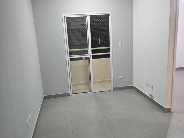 Apartamento para Venda em Jacareí - 2