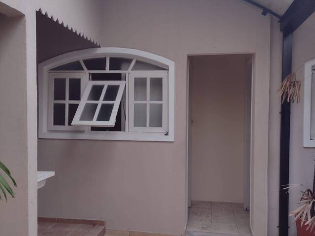 #13736 - Casa para Locação em Jacareí - SP - 2