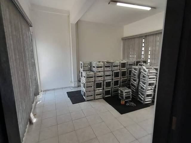 #13735 - Ponto Comercial para Venda em Jacareí - SP - 2