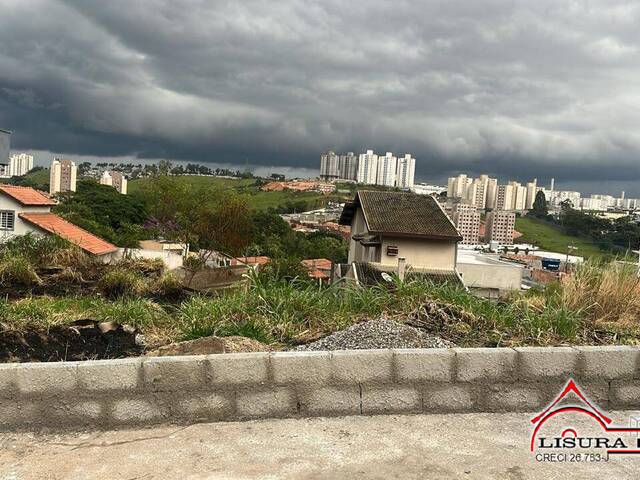 Venda em Jardim do Marquês - Jacareí