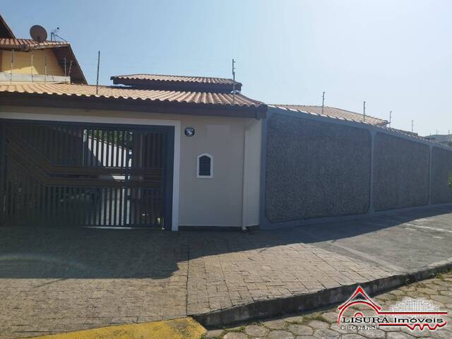 Venda em Jardim Santa Maria - Jacareí