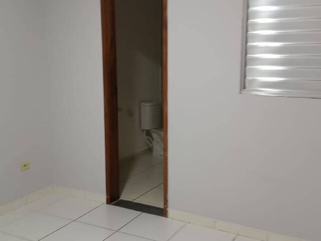 Casa em condomínio para Venda em Jacareí - 4