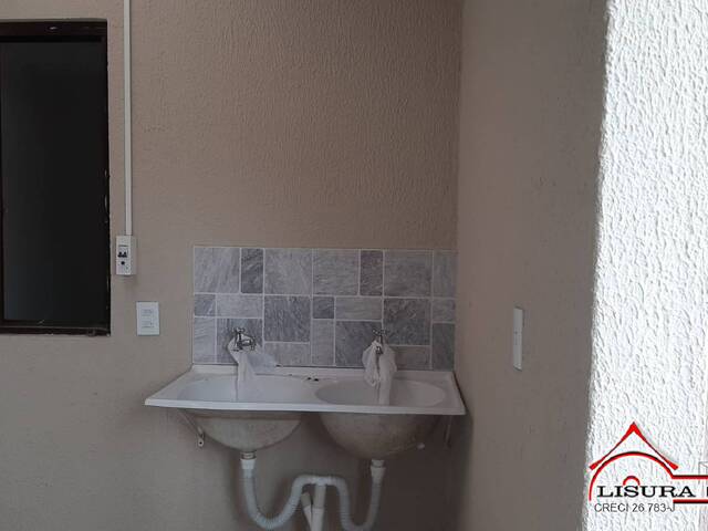 Casa para Venda em Jacareí - 5