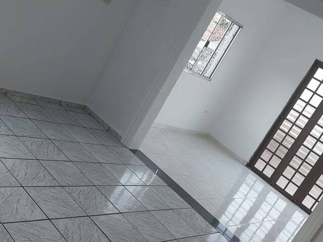 Casa para Venda em Jacareí - 3