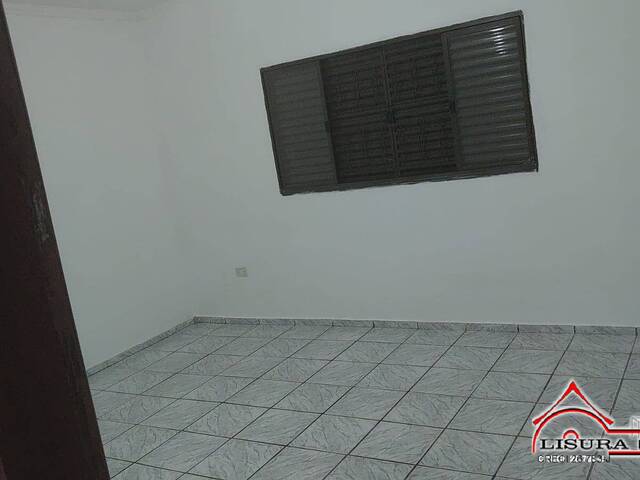 Casa para Venda em Jacareí - 4