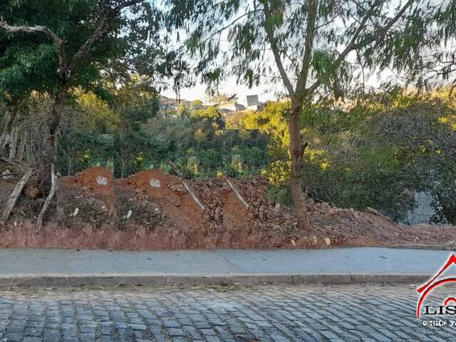Terreno para Venda em Jacareí - 2