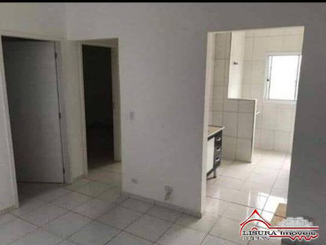 Apartamento para Venda em Jacareí - 3