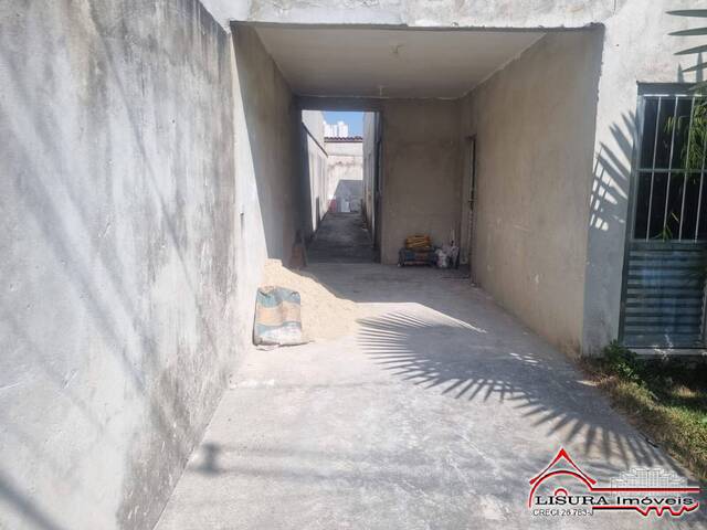 Casa para Venda em Jacareí - 4