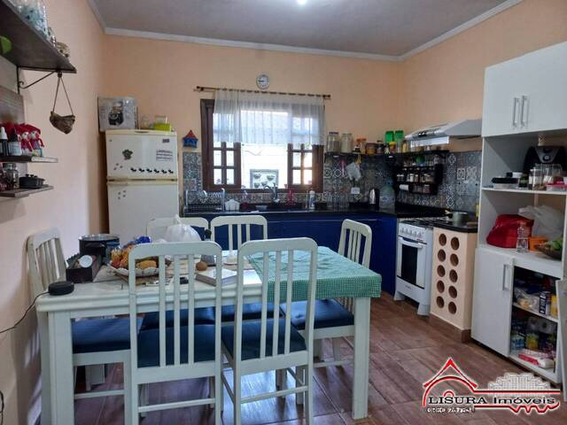 Casa para Venda em Jacareí - 5