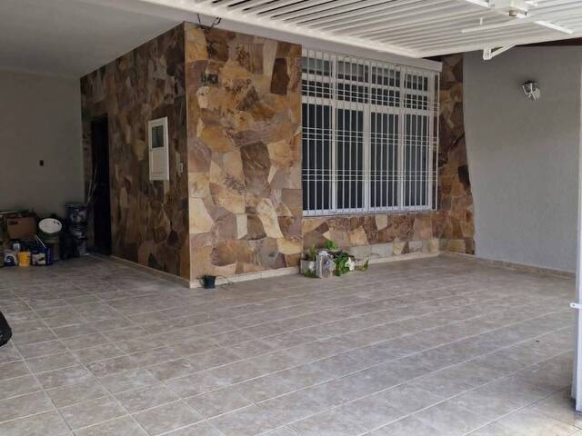 Venda em Jardim Santa Maria - Jacareí