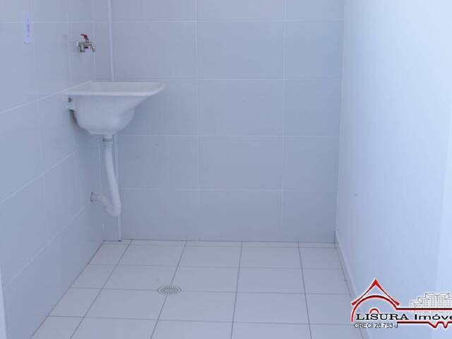 Apartamento para Venda em Jacareí - 4