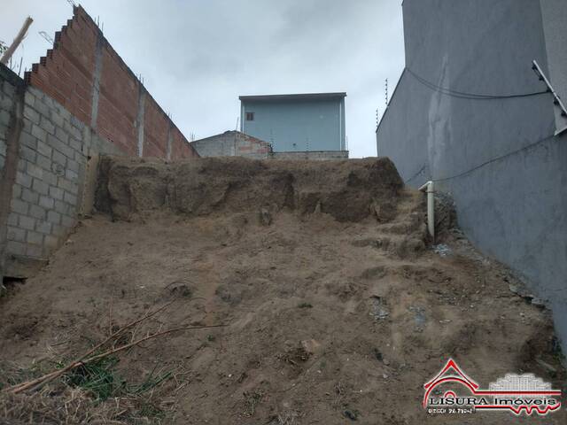 Terreno para Venda em Jacareí - 3