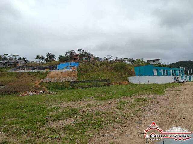 Terreno para Venda em Caraguatatuba - 4