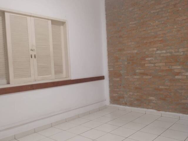 Sala para Locação em Jacareí - 4