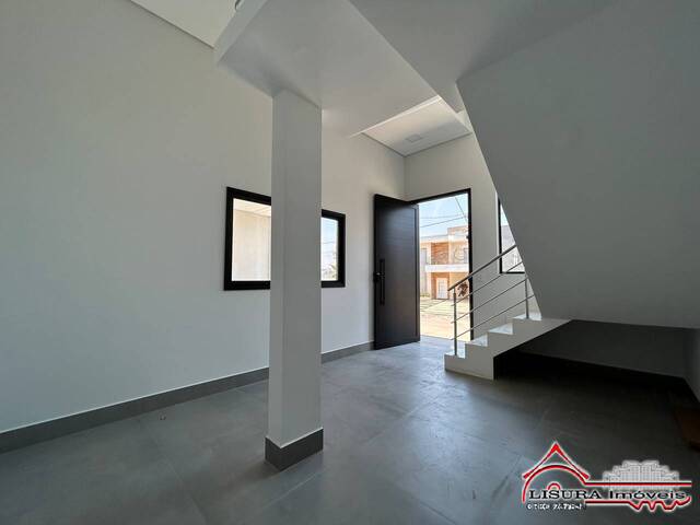 Casa em condomínio para Venda em Jacareí - 3