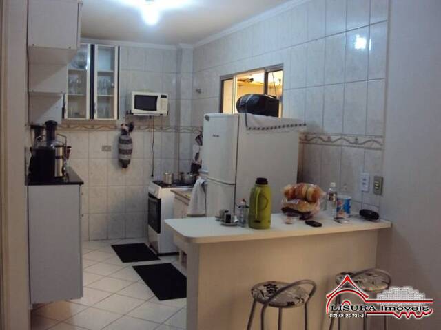 Casa em condomínio para Venda em Jacareí - 4