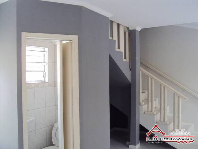 Casa em condomínio para Venda em Jacareí - 3