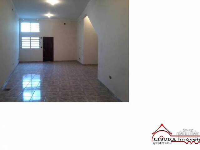 Ponto Comercial para Venda em Jacareí - 2