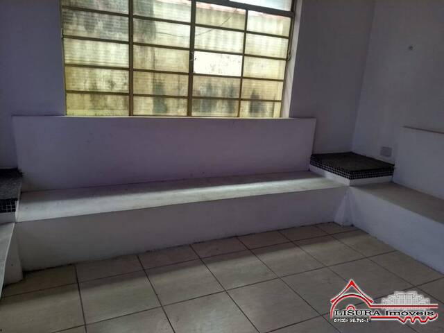 Ponto Comercial para Venda em Jacareí - 2