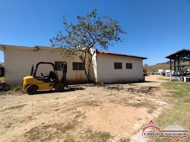 Chácara para Locação em Jacareí - 2